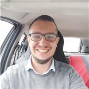 Offro ripetizioni a domicilio. In possesso di laurea triennale e magistrale in scienze dell'amministrazione e di diploma al liceo linguistico
